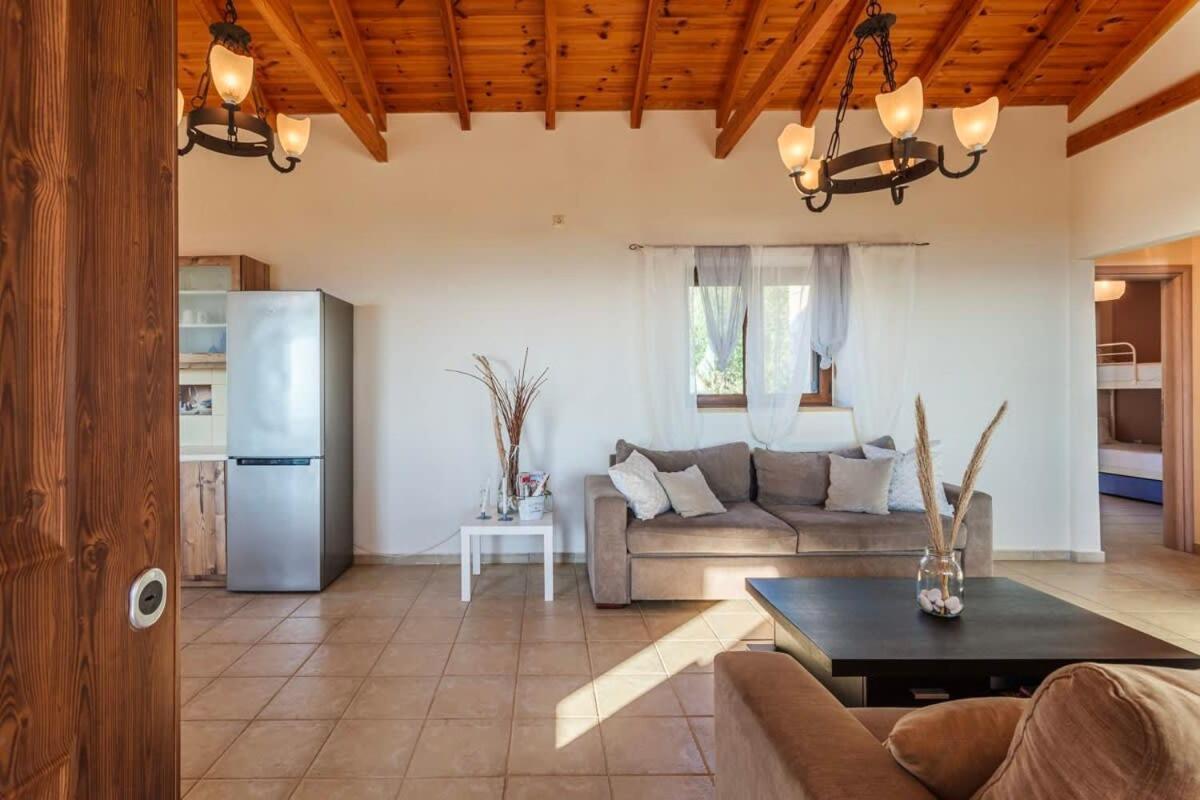Mani Panoramic Seaviews - Luxury Summer Haven Levktron Luaran gambar