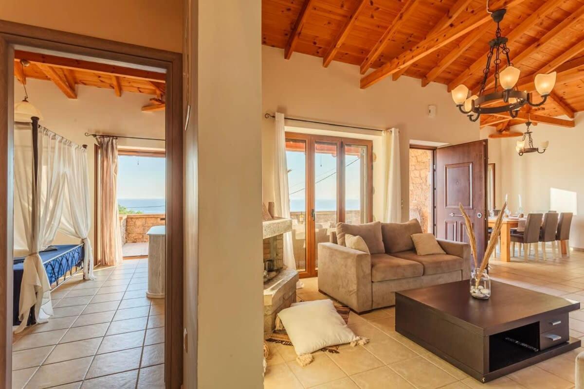 Mani Panoramic Seaviews - Luxury Summer Haven Levktron Luaran gambar