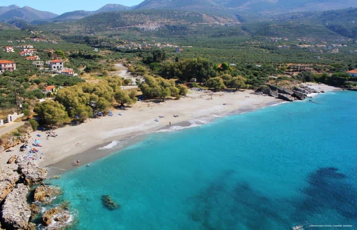 Mani Panoramic Seaviews - Luxury Summer Haven Levktron Luaran gambar